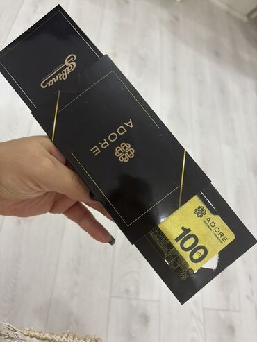 Şəkil və rəsmlər üçün çərçivələr: ADORE ve SABINA PERFUMRY&COSMETICS hədiyyə kartı – 100 AZN Kimese