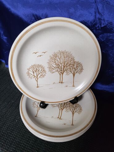 Kuhinjski setovi: Tanjiri engleski Churchill 70,80te. Tanjiri perfektni engleski na lalafo.rs — 6 Kuhinjski setovi: Tanjiri engleski Churchill 70,80te. Tanjiri perfektni engleski — 6