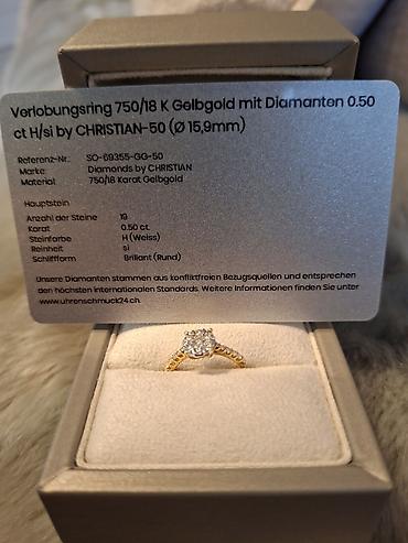 Prstenje: Zlatni verenički prsten sa dijamantima – floralni klaster ukupno — 10