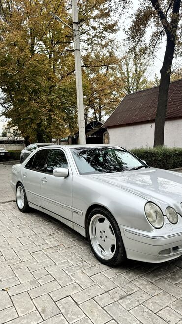 Mercedes-Benz: Mercedes-Benz E-Class: 2001 г., 3.2 л, Автомат, Бензин, Седан