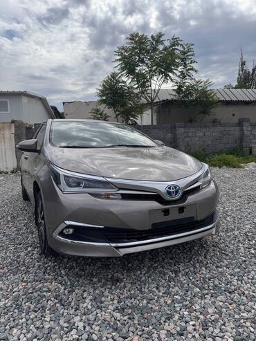 Toyota: Toyota Corolla: 2018 г., 1.8 л, Вариатор, Гибрид, Седан