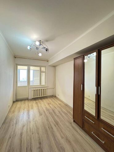 Продажа квартир: 4 комнаты, 137 м², 8 этаж