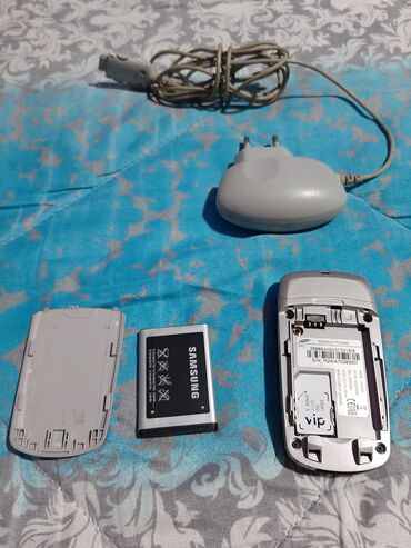 Samsung: Samsung E380, bоја - Siva na lalafo.rs — 6 Samsung: Samsung E380, bоја - Siva — 6