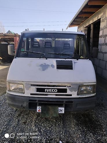 эвакуатор манипулятор: Iveco Daily (двухрядная кабина, бортовой) - Тип: малотоннажный — 2