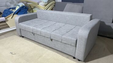 кызыл аскере: Бүктөмө диван, Экилик