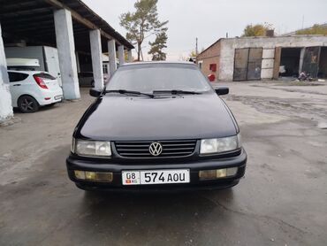 lexus 470 автомобиль: Volkswagen Passat: 1994 г., 1.8 л, Механика, Бензин, Седан