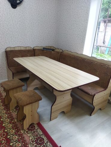 ���������������� ������������ �������� в Бишкек | КОМПЛЕКТЫ СТОЛОВ И СТУЛЬЕВ: Кухонный Стол.Уголок. Длина стола 173 см., ширина 80см. Длина кресла