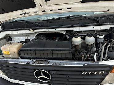 mersedes axor: Mercedes-Benz Vario 814D — бортовой грузовик с двойной кабиной — 5
