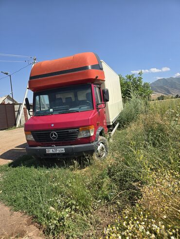 шины на грузовой автомобиль: Грузовик, Mercedes-Benz, Б/у