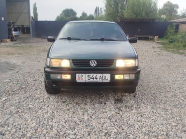 авто кондицонер: Volkswagen Passat: 1994 г., 1.8 л, Механика, Бензин, Седан