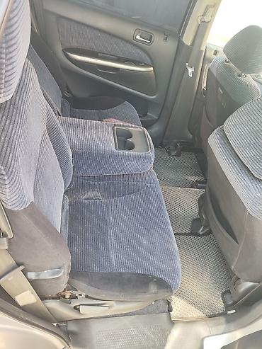 toyota stream: Honda Stream: 2002 г., 2 л, Автомат — 5