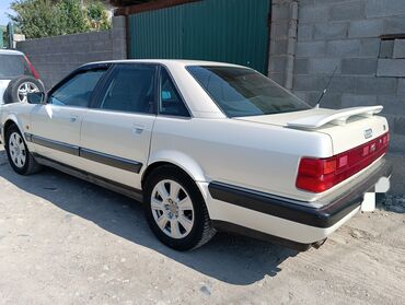бантик на авто: Audi V8: 1992 г., 3.6 л, Автомат, Бензин, Седан