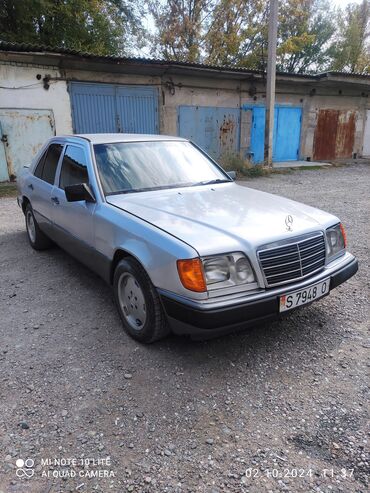 мерседес 2012: Mercedes-Benz W124: 1992 г., 2.5 л, Механика, Дизель, Седан