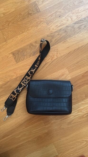 Çantalar: Çiyin çantası — 4