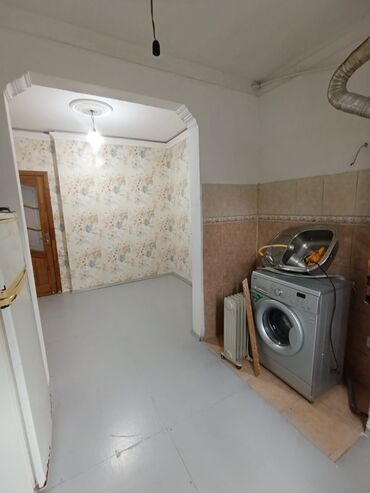 Uzunmüddətli kirayə mənzillər: Asan xidmətin yaxınlığında mənzil KİRAYƏ VERİLİR. 2otaqlı mənzil – tam — 4