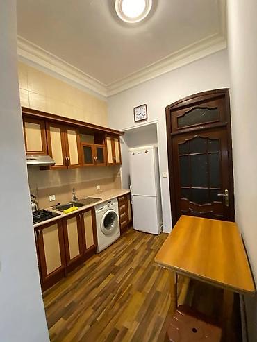 genclik: Ev Şərq bazarına yaxın yerləşir, tam mərkəzidir, Nərimanov m, Gənclik — 2