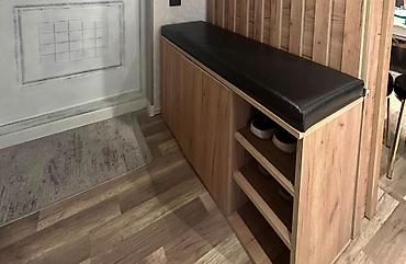 Digər mebel: L🅰/ ayaqqabı dolabı 70 azn uzun 110- hur 65 en 35 Evə böyük olduğu — 1