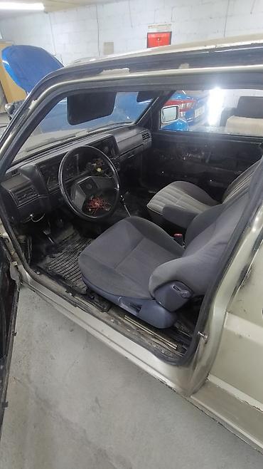 Volkswagen: Volkswagen Golf: 1983 г., 1.8 л, Механика, Бензин, Хэтчбэк — 8