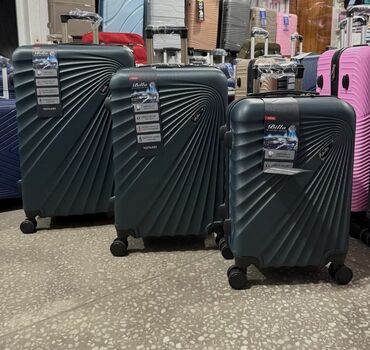 Çamadanlar: Sərt gövdəli təkərli çamadanlar – Billa seriyası - Material: 100% PP — 15