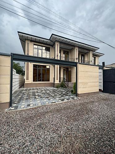 Современный 5‑комнатный таунхаус с ремонтом в районе Ботанического at lalafo.kg Современный 5‑комнатный таунхаус с ремонтом в районе Ботанического