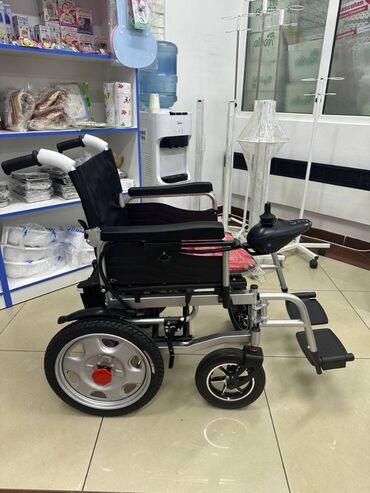коляска инвалидная: SB Электрическая инвалидная коляска (красная)
20 км
