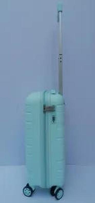 Putni koferi i torbe: Tvrdi kofer na točkiće – mint zelena boja - Materijal: lagana tvrda — 22