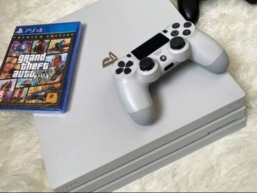 PS4 (Sony PlayStation 4): Playstation 4. (Кайра жасап чыгуусу 3.) PRO сатылат абалы жакшы, эс