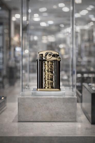 topdan qelyan: Alisqan zippo benzinle isleyir orginal mehsuldur hediyye kimide vere — 1