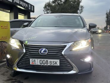 продаю или меняю на бмв: Lexus ES: 2017 г., 2.5 л, Вариатор, Гибрид, Седан