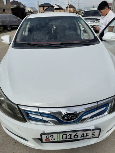мерс 211 белый: Продаётся Byd e5