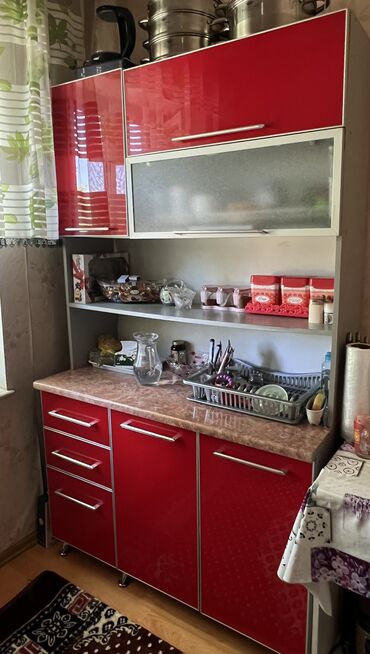 шкафы для ванной комнаты: Кухонный шкаф, Б/у, Напольный, Без мойки