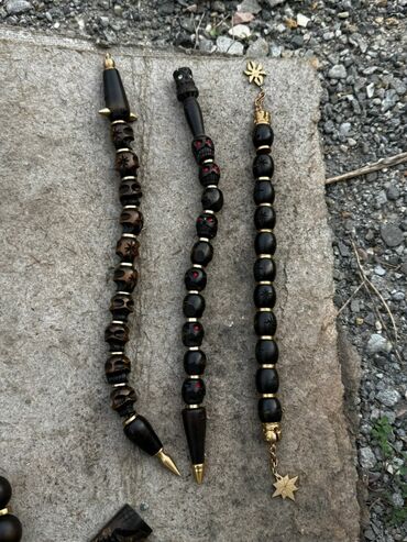 Təsbehlər: Təsbehlər hazır əldə var.çeşid çoxdu.çatdırılma 1_2 saata edilir. çox — 24