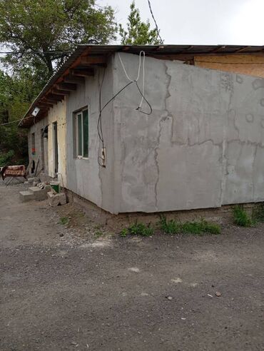 Продажа домов: Времянка, 50 м², 4 комнаты, Агентство недвижимости, Старый ремонт