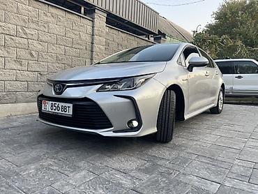 магнитола е39 штатная: Toyota Corolla: 2021 г., 1.8 л, Вариатор, Гибрид, Седан — 1