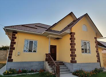 4 bedroom: Уй сатылат. Ала-Тоо 3 Кызыл кирпичтен салынган.Гагарина кочосунун — 1
