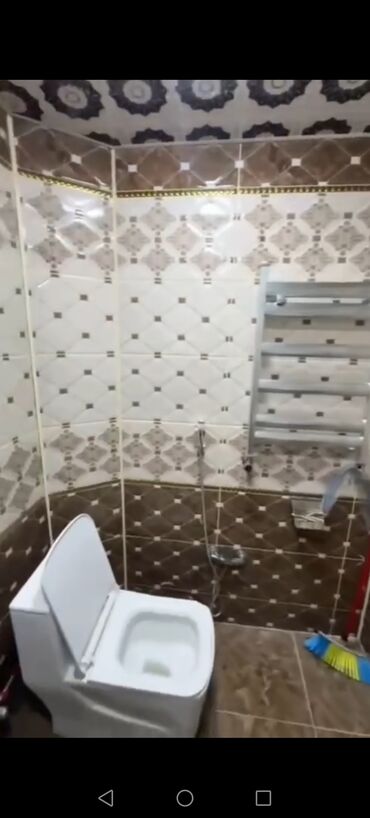 Uzunmüddətli kirayə mənzillər: Nərmanov metrosu yaxinliqi .Təbriz küç (2-3 deyqa piyada)4/2 mərtəbəsi — 7