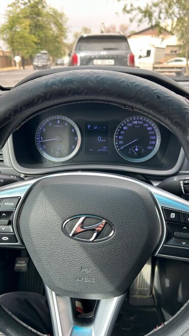 Hyundai: Hyundai Sonata: 2018 г., 2 л, Типтроник, Газ, Седан