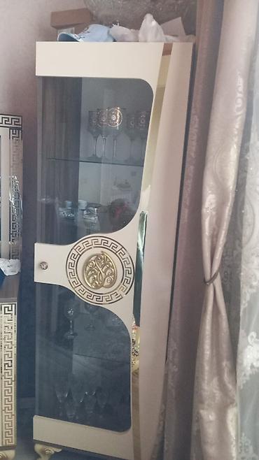 qedimi masa: Qonaq otağı üçün vitrin və TV stendi dəsti - Dəst tərkibi: - İki — 1