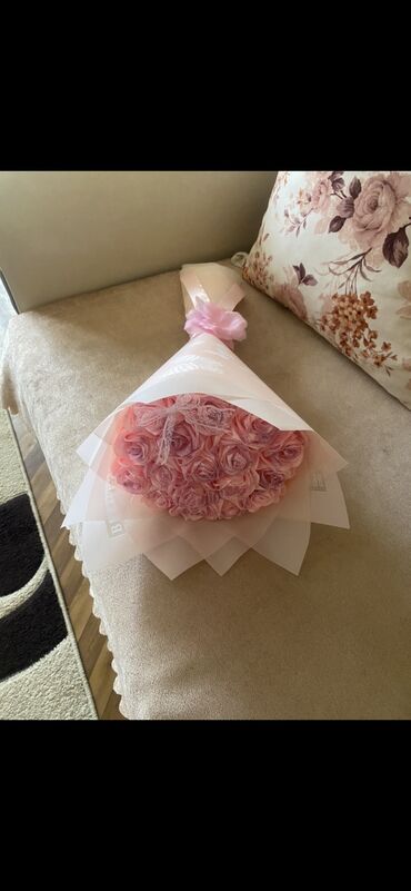 Buket güllər: Satilirlar endirim olub buketler 20m — 10