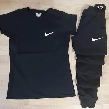 Kompleti: Komplet majca i donji deo
S M L XL XXL Cena 2200 din — 7