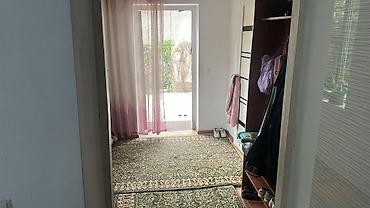Продажа коттеджей и домов: Продается дом самана с кирпичной времянкой на участке 5 соток. Все — 12