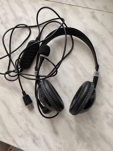 bluetooth наушники p: Новый Проводные Наушники, цвет - Черный