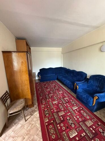 продажа квартиры в бишкеке без посредников: 1 бөлмө, 33 кв. м, Жеке план, 2 кабат, Эски ремонт