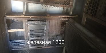 продаю драбилка: Одна железная и три деревянные клетки для кроликов или любой другой — 1
