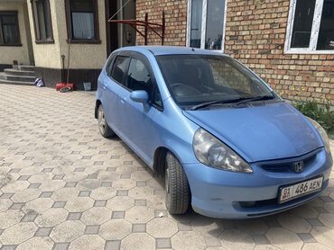Honda: Honda Fit: 2003 г., 1.3 л, Автомат, Бензин, Хэтчбэк