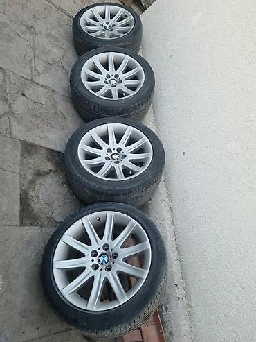 snow tyre: Комплект из 4 литых дисков BMW с шинами. Характеристики дисков: - — 1