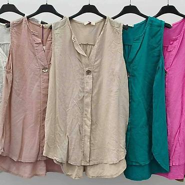 massimo dutti baletanke: Koslulja kvalitetna sa V-izrezom i jednim dekorativnim dugmetom.Lagan — 1