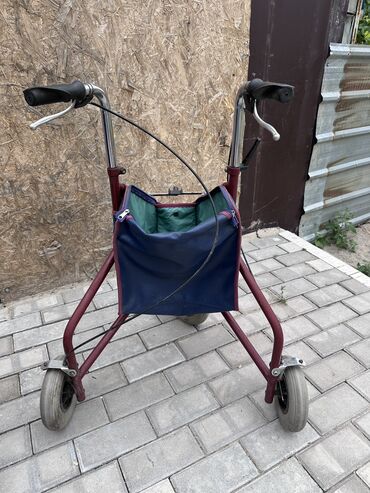 инвалидная коляска цена в бишкеке: Продаю ходунки для пожилых б/у 
Пользовались несколько раз