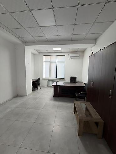 парих: Сдаю Офис целиком: Колл-центр, IT-компания, 160 м², В жилом комплексе, С ремонтом, С отдельным входом, С отдельным санузлом, С парковкой — 2