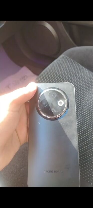 Tecno: Tecno Spark, rəng - Qara